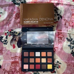 NATASHA DENONA SUNSET PALETTE - BRAND NEW